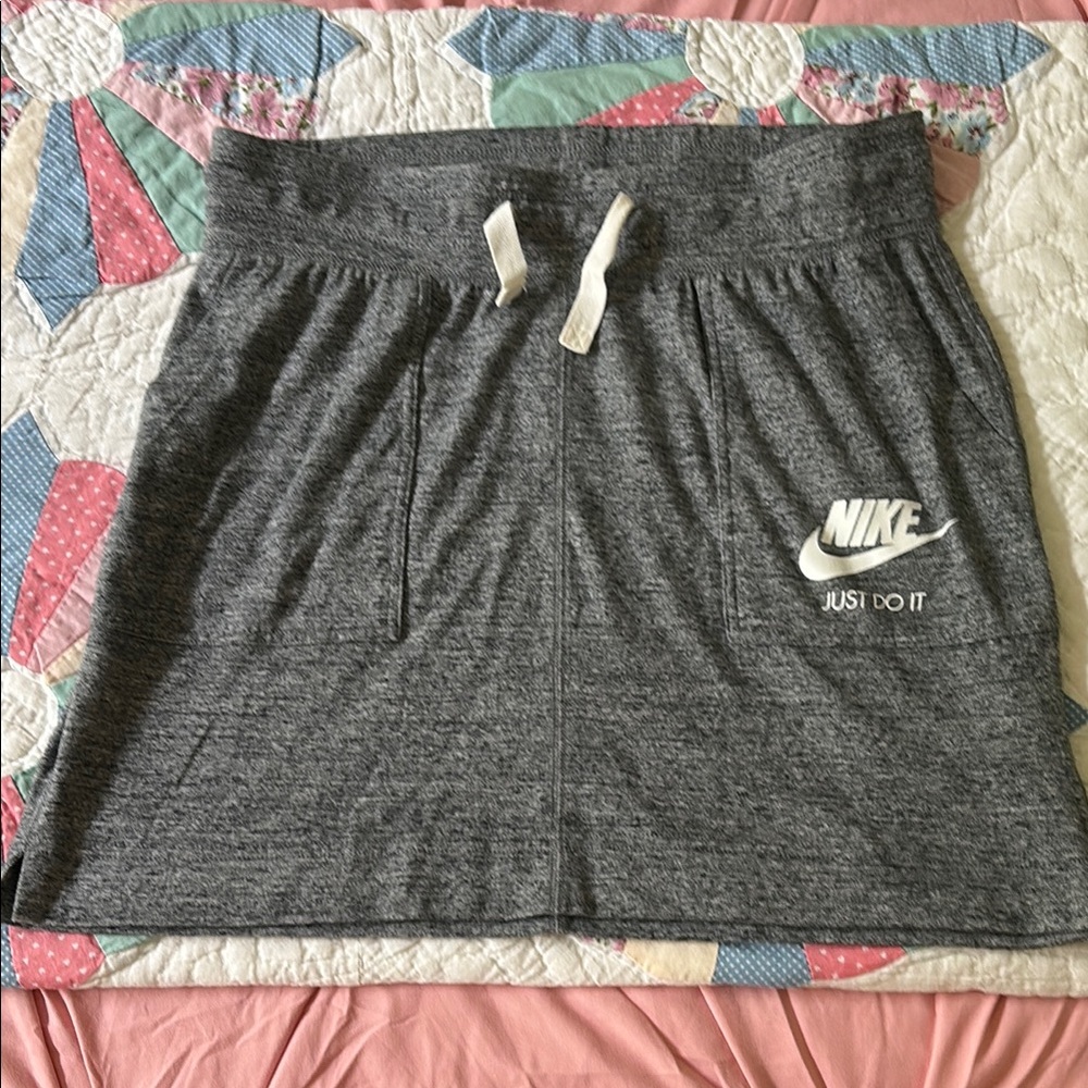 Nike Gray Mini Skirt, Athletic Fit